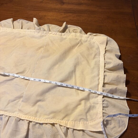 Vintage pillowcase cottagecore embroidered heart cream ruffle rosette - Picture 8 of 12